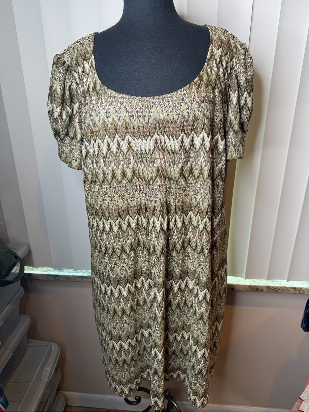 Dressbarn Olive Green Earth Tone Chevron Patterned Scoop Neck Dress SZ 22